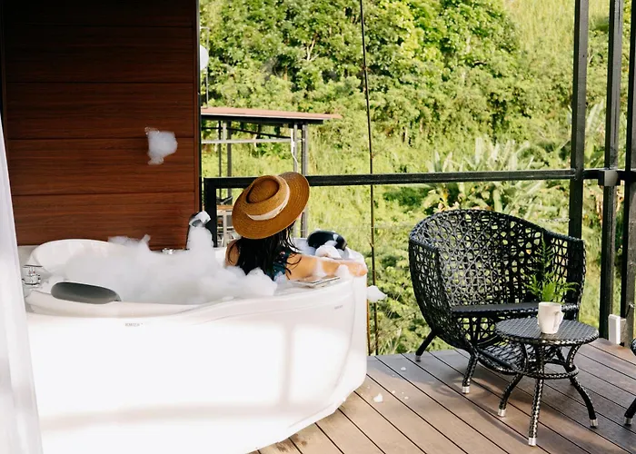Grey Rock Mountain W/ Jacuzzi